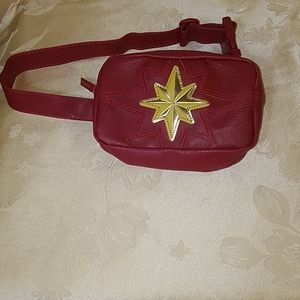 Kid's Captain Marvel fanny pack